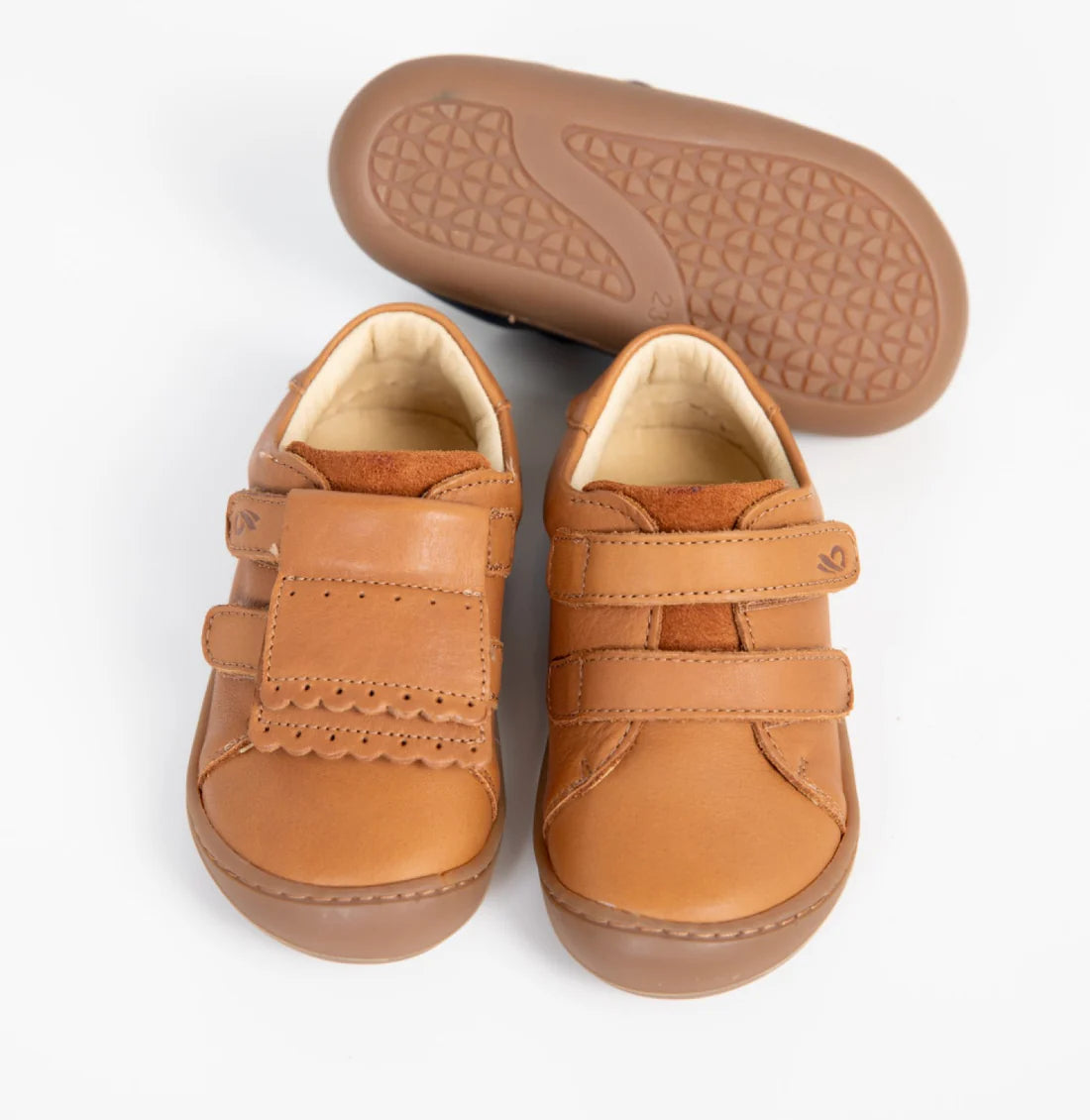 Mouton chameau pieds nus - Lapin pieds nus